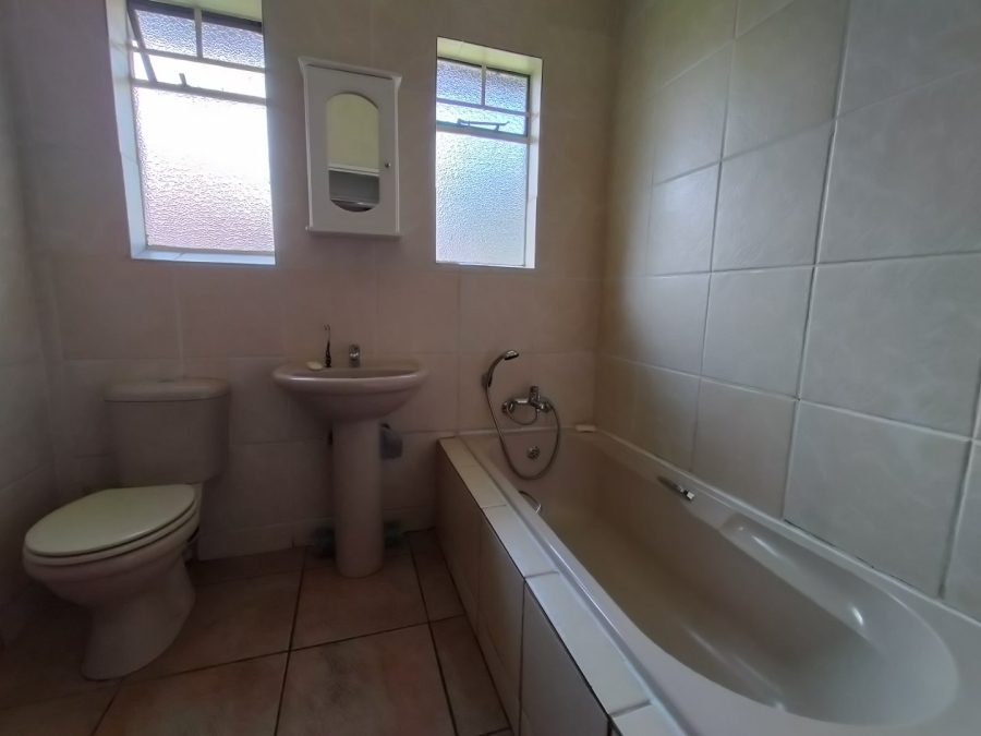 3 Bedroom Property for Sale in Vaalpark Free State